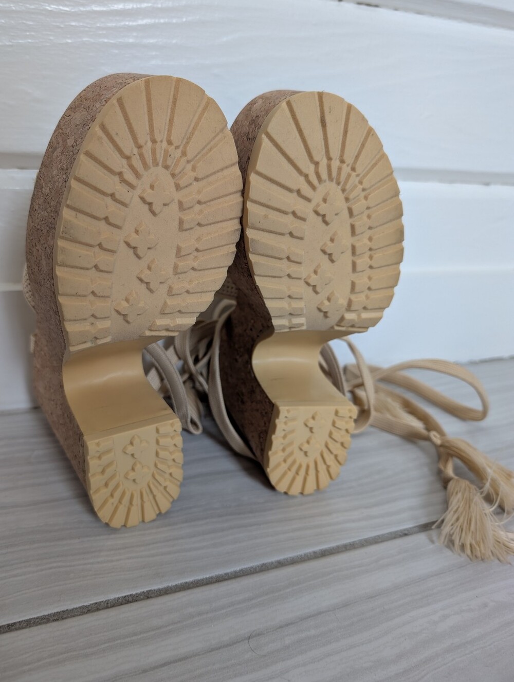Steve Madden MaiTai Platform Sandal Heels Size 6 Cork Lug Sole Woven Raffia Boho - Picture 6 of 7